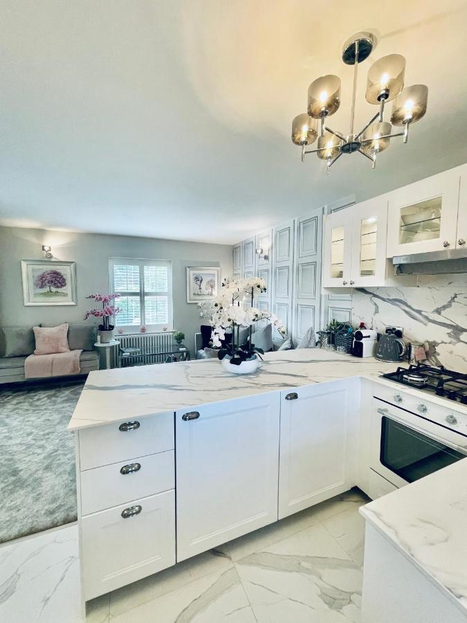 Cotswold Chic Retreats "Cloud Nine" Central Chipping Campden-Parking-Garden מראה חיצוני תמונה